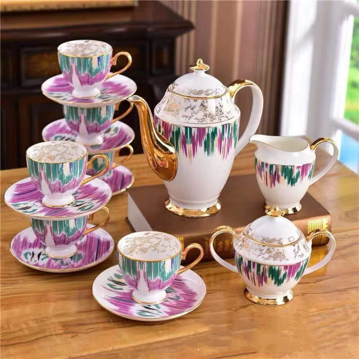 Porcelanowy zestaw do popołudniowej herbaty dla 4 osób, filiżanka z porcelany kostnej i spodek, serwis do kawy z dzbankiem na mleko i cukiernicą, prezent ślubny