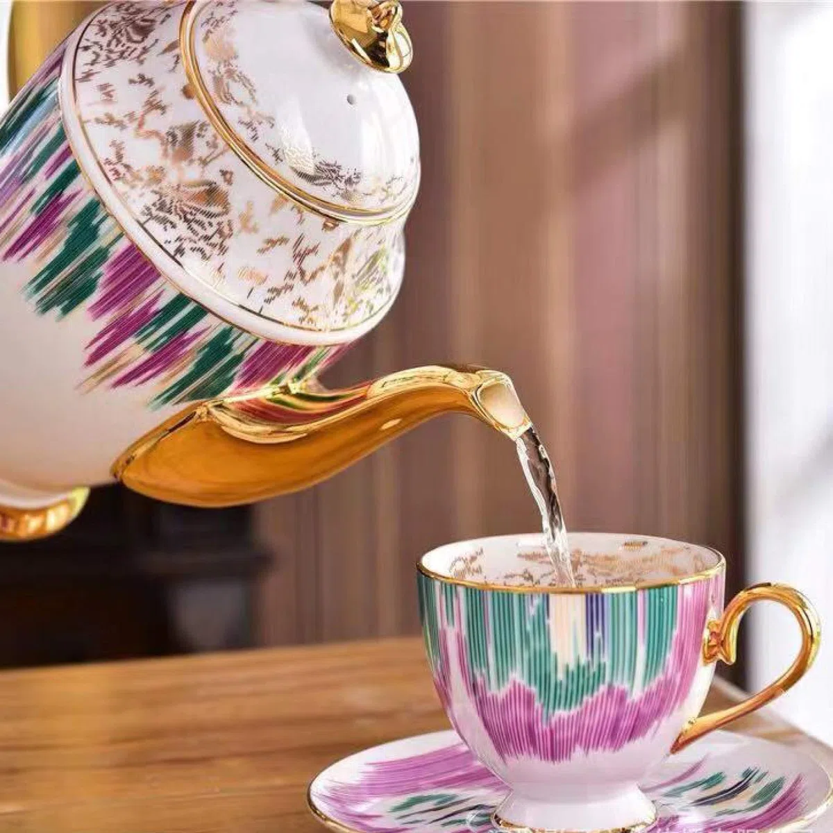 Porcelanowy zestaw do popołudniowej herbaty dla 4 osób, filiżanka z porcelany kostnej i spodek, serwis do kawy z dzbankiem na mleko i cukiernicą, prezent ślubny